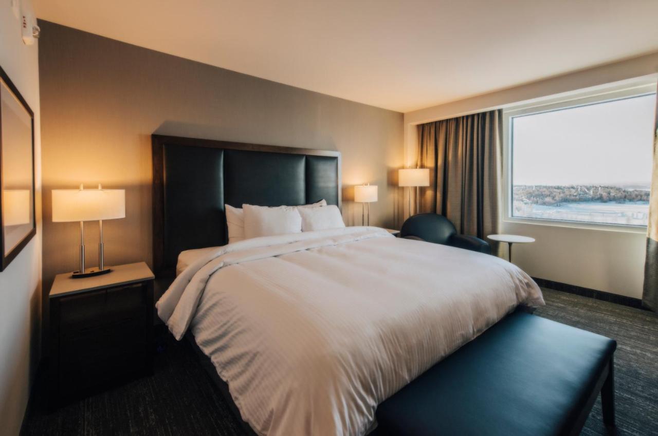 The Explorer Hotel Yellowknife Camera foto